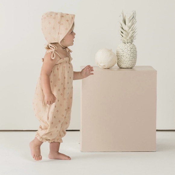 RYLEE + CRU CROSS EMBROIDERED BUBBLE JUMPSUIT - Picture 3 of 7